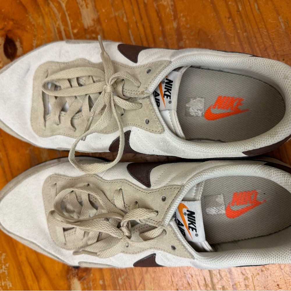 Nike Men's Cream and Brown Sneakers